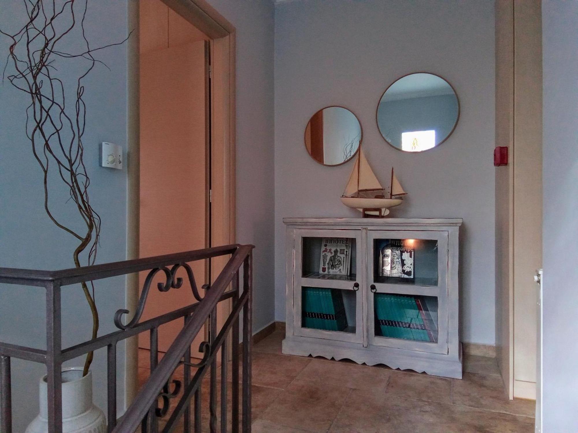 Nautilus Luxury Suites Galaxídhion Rom bilde
